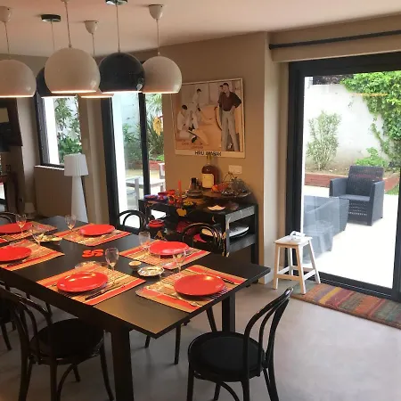 Hiru Alabak - Maison A Biarritz, Piscine, Jardin, 8 Personnes * Biarritz