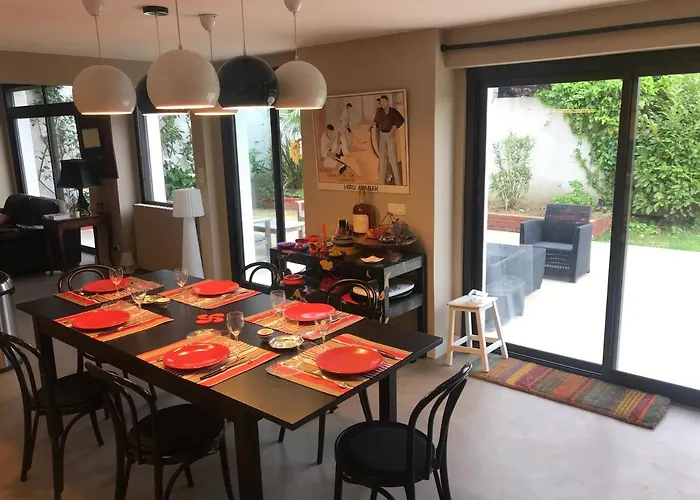 Hiru Alabak - Maison A Biarritz, Piscine, Jardin, 8 Personnes * Biarritz